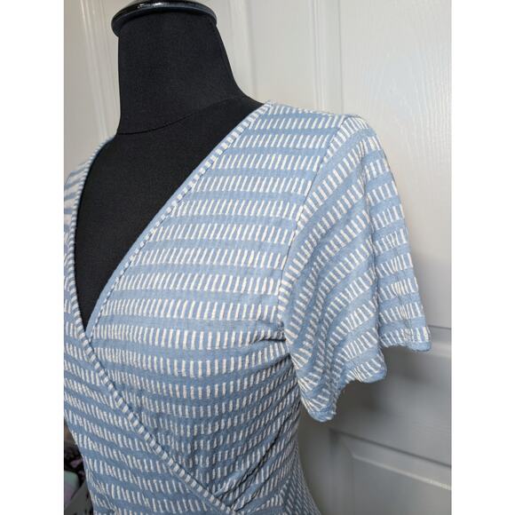 Caution to the Wind Blue & White Wrap Mini Dress S | Flutter Sleeve Cottagecore - Picture 8 of 11